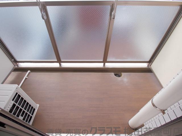 23/30 バルコニー