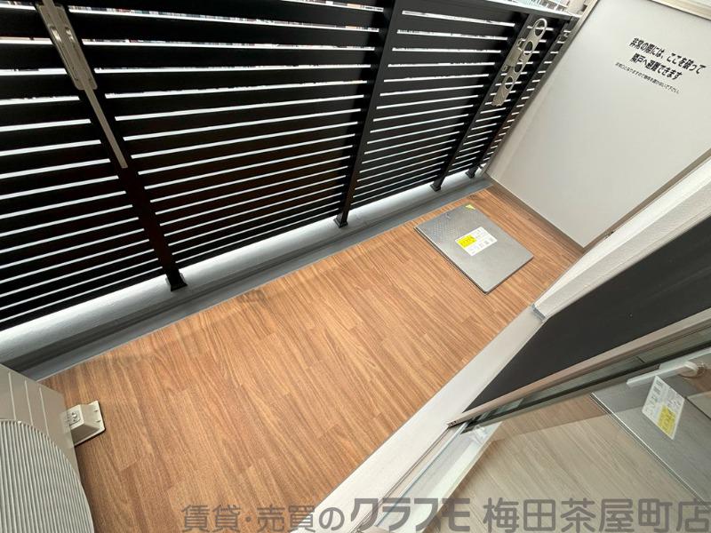 21/30 バルコニー