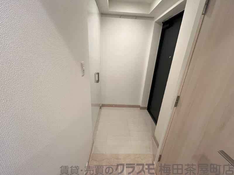 17/30 玄関