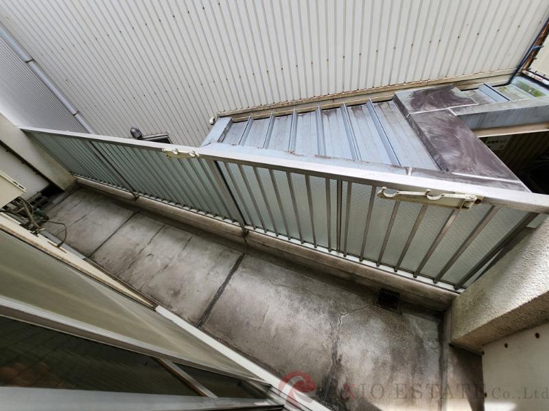 22/30 バルコニー