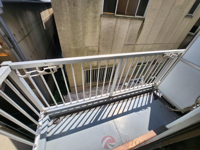 21/30 バルコニー