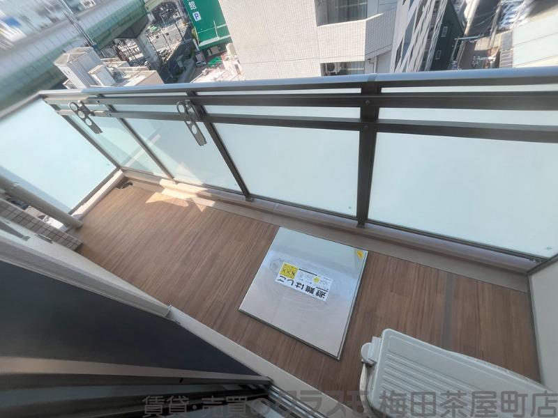 23/30 バルコニー