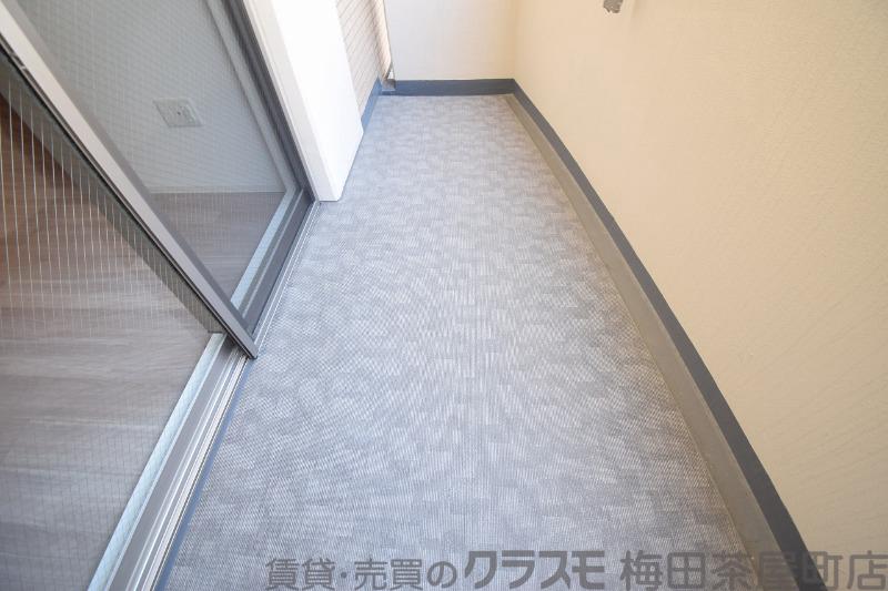 25/30 バルコニー