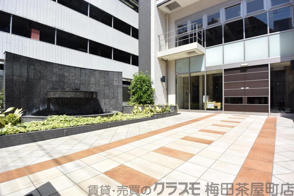 2/6 エントランス