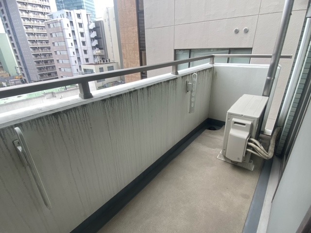 22/30 バルコニー