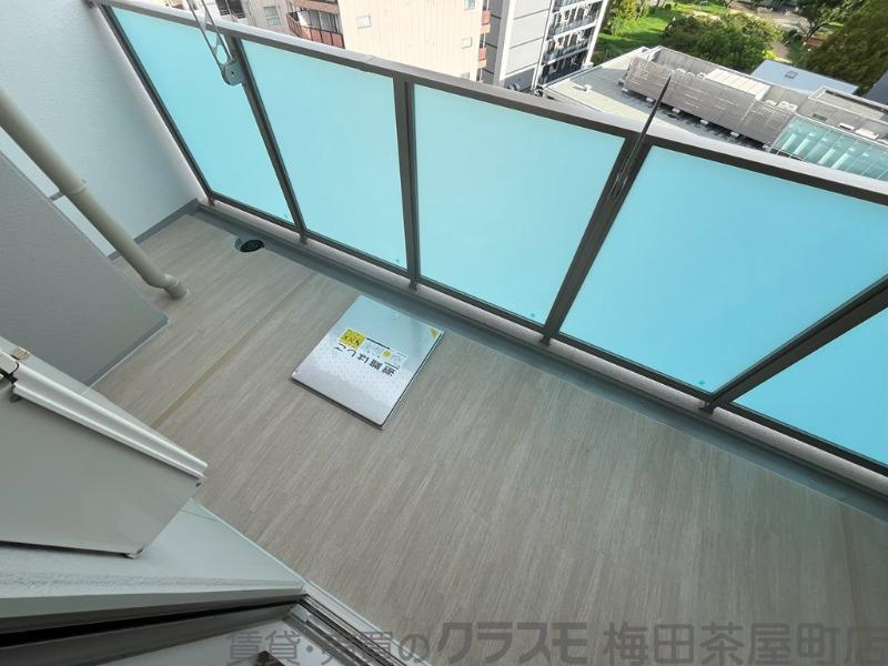 21/30 バルコニー