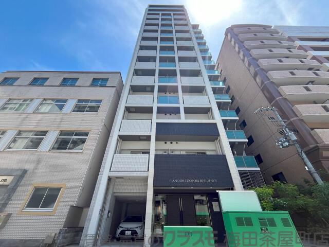2/30 外観