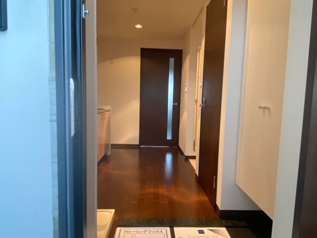 15/30 玄関