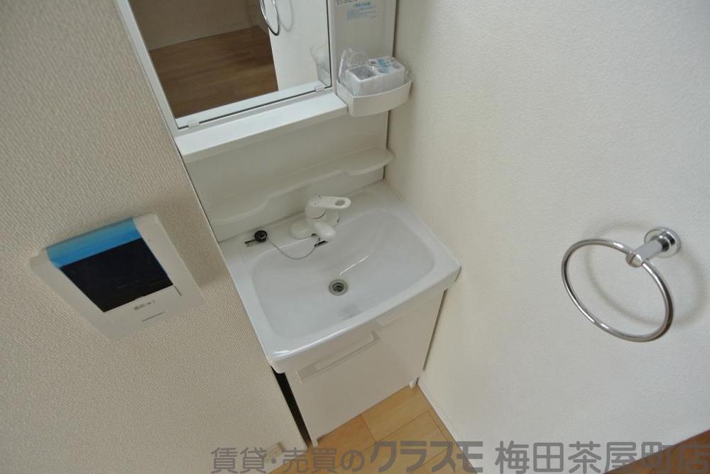 21/30 洗面