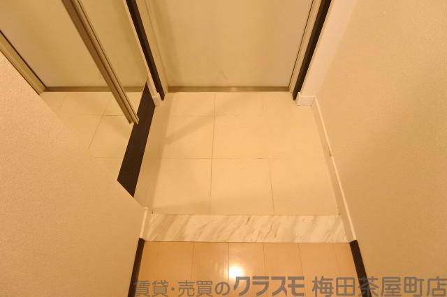 13/30 玄関