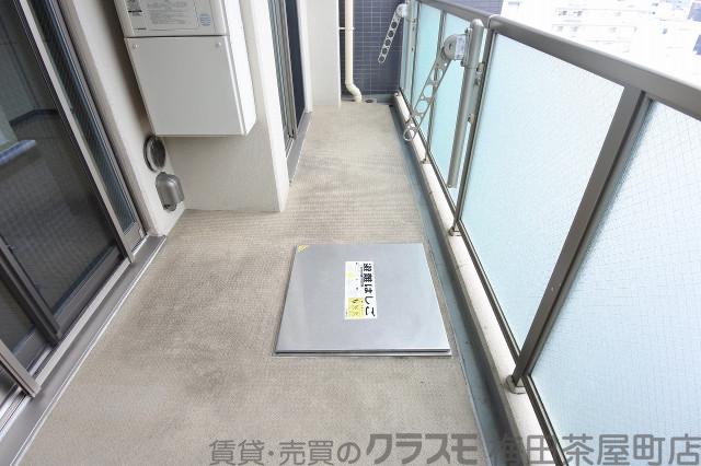 20/30 バルコニー