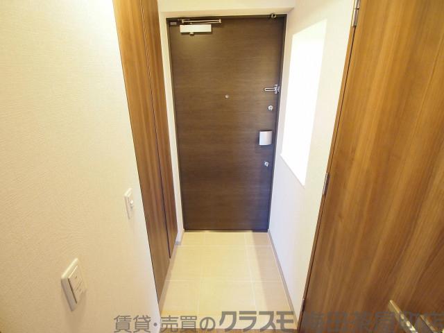 14/30 玄関