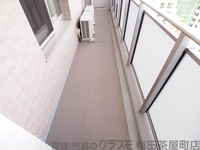 21/30 バルコニー