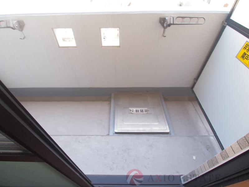 23/30 バルコニー