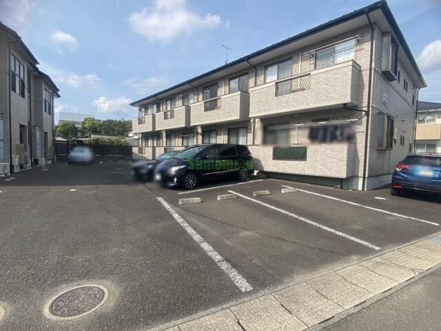 27/30 駐車場