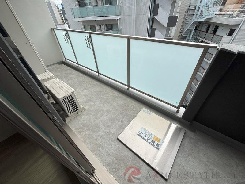 25/30 バルコニー