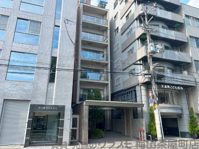 2/30 外観