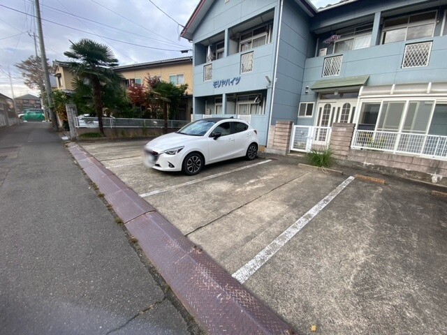 26/30 駐車場