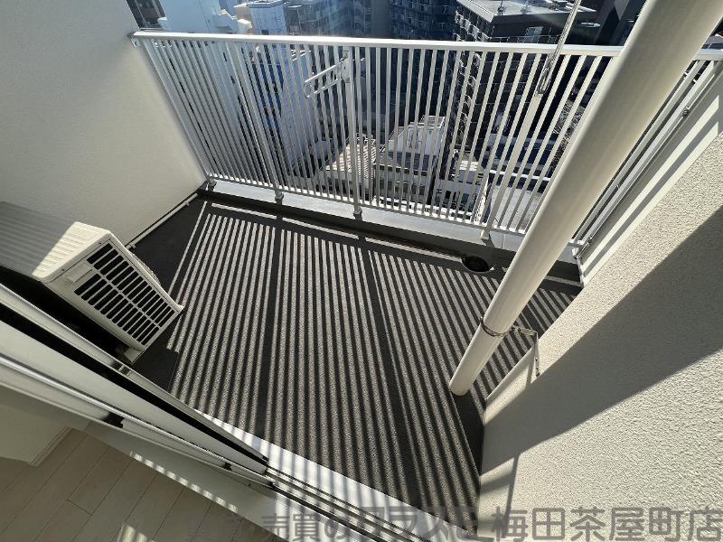 21/30 バルコニー