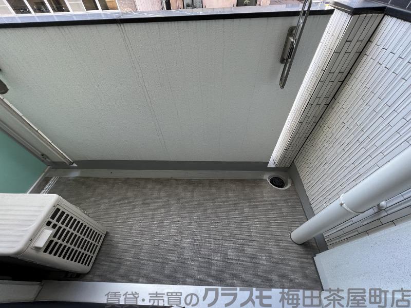 21/30 バルコニー