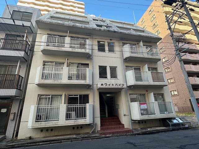 2/8 外観