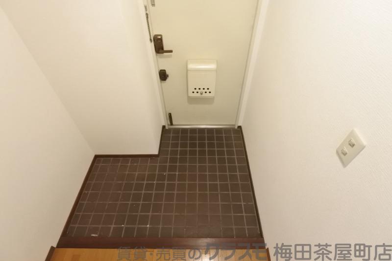 17/30 玄関