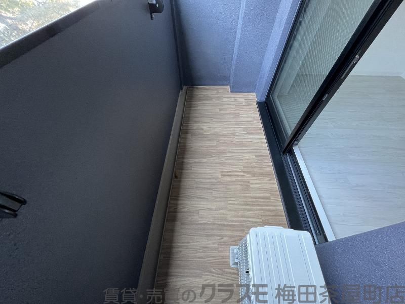 21/30 バルコニー