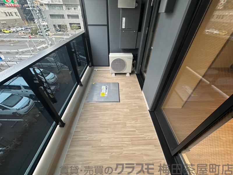 23/30 バルコニー