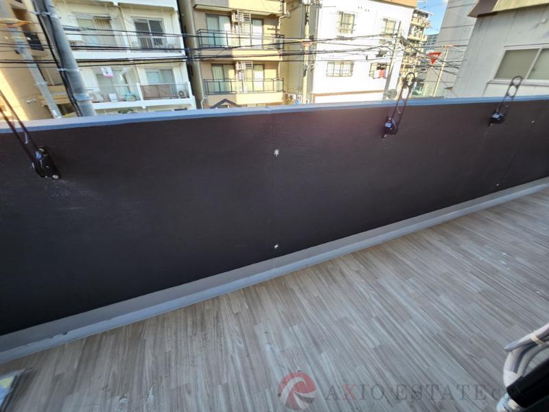 21/30 バルコニー