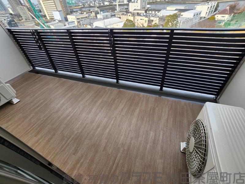 23/30 バルコニー