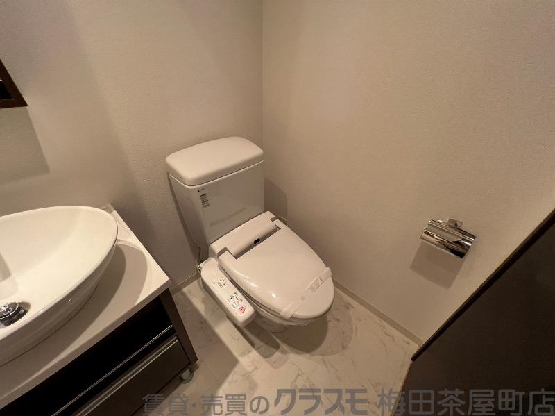 20/30 トイレ