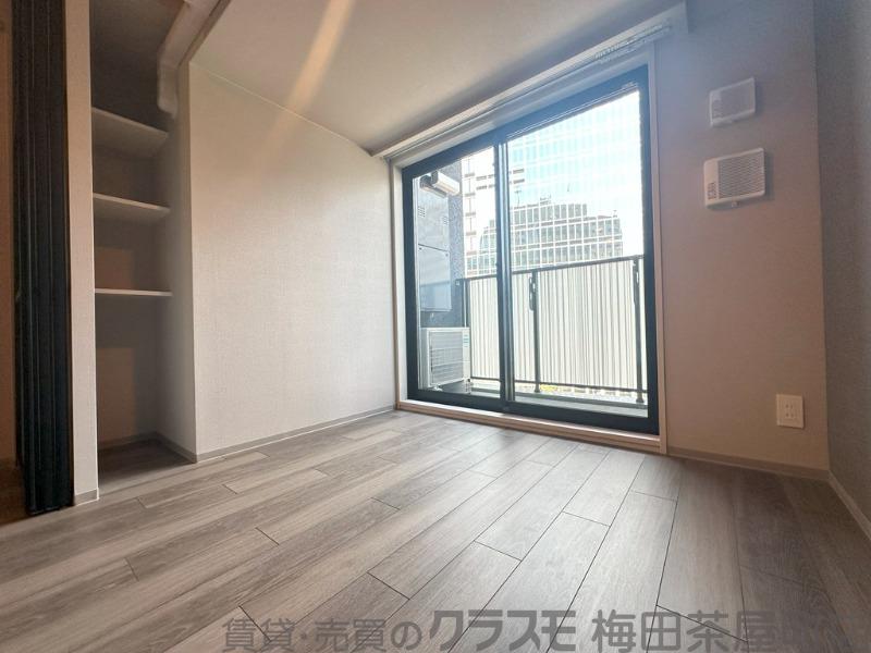 13/30 寝室