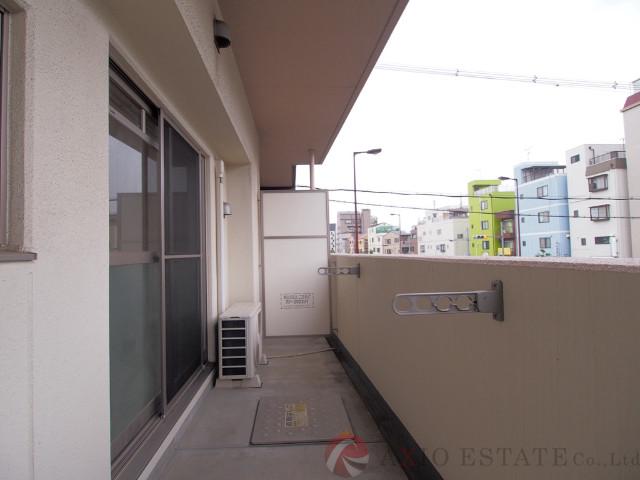 23/30 バルコニー