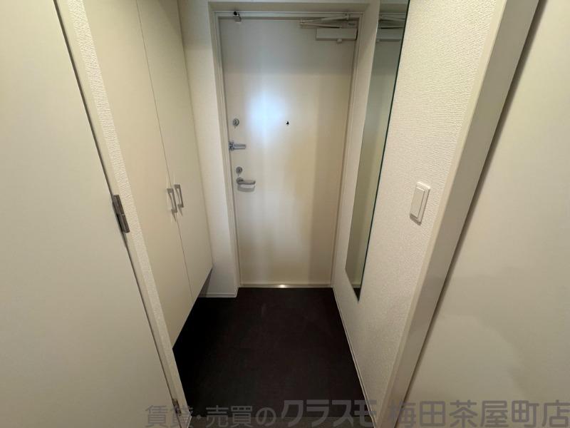 14/30 玄関