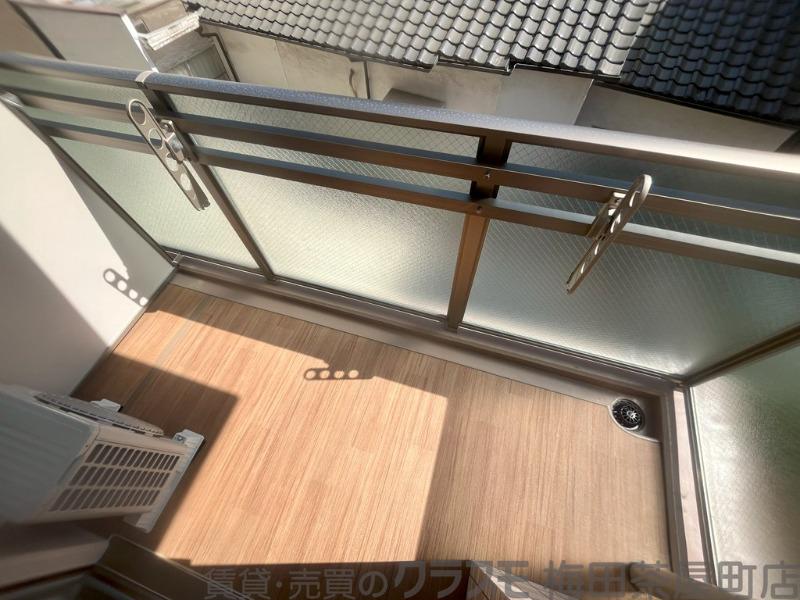 25/30 バルコニー