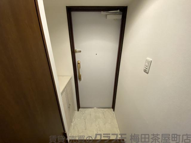 14/30 玄関