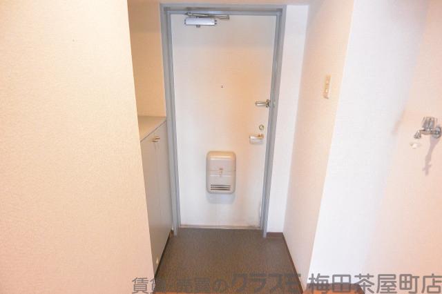 14/30 玄関