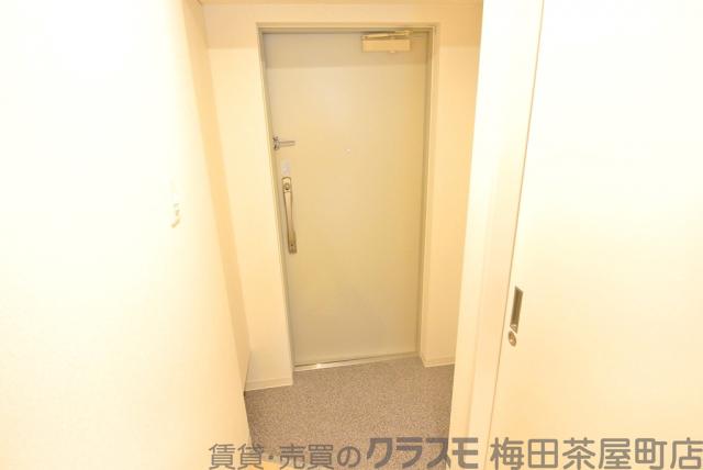 13/30 玄関