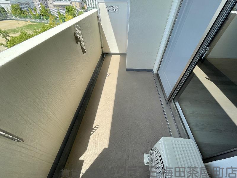 25/30 バルコニー