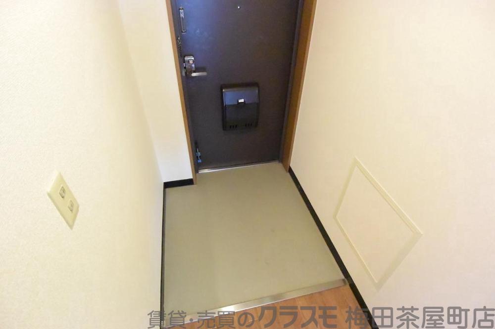 17/30 玄関