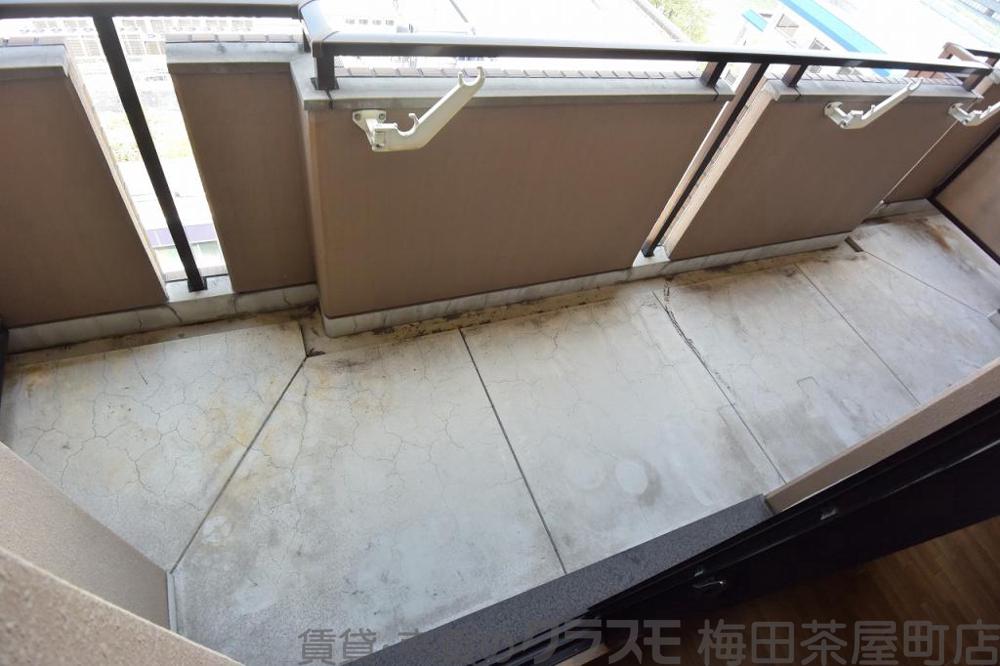 26/30 バルコニー