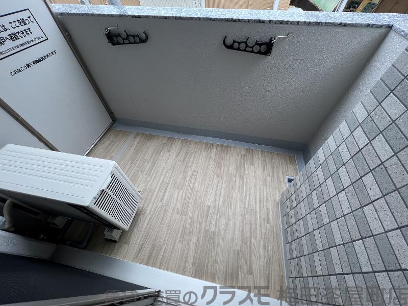 21/30 バルコニー