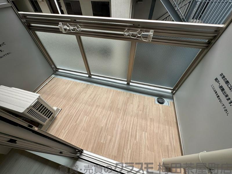 21/30 バルコニー