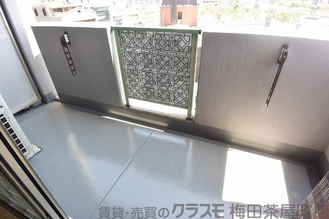 21/30 バルコニー