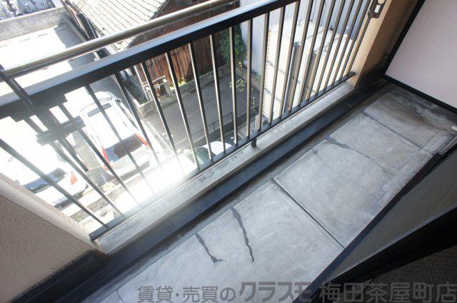 21/30 バルコニー