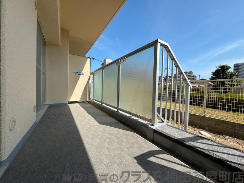 25/30 バルコニー