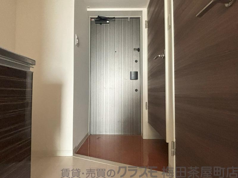 14/30 玄関