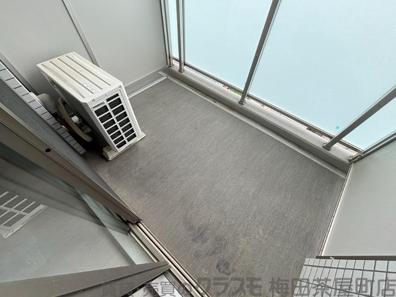 21/30 バルコニー