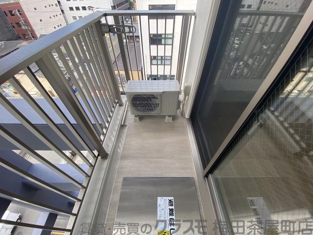 21/30 バルコニー