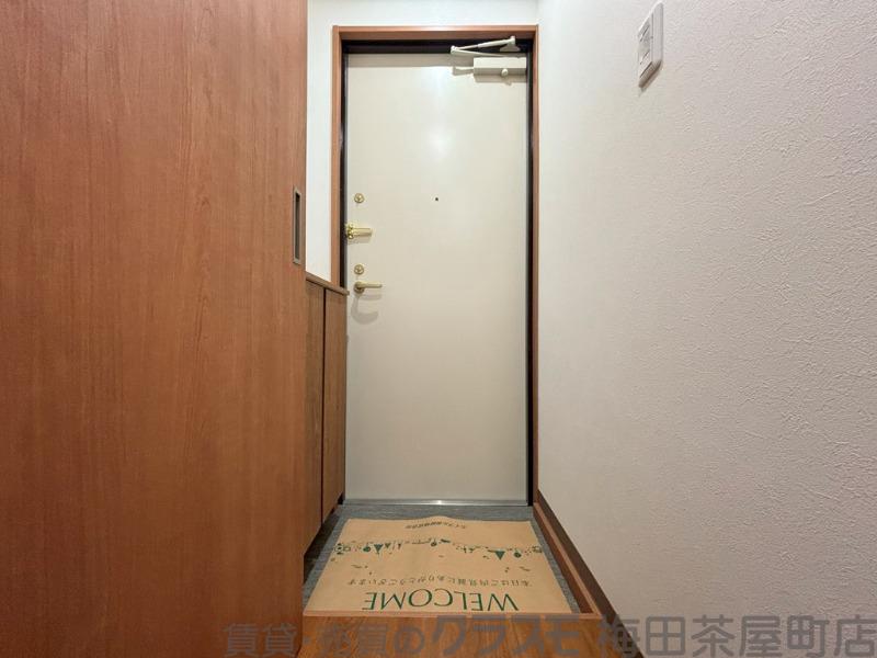 13/30 玄関